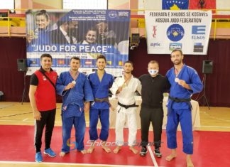 Tre medalje argjendi për xhudistët e Vllaznisë në turneun e Pejës