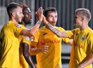 Armando Vajushi i pandalshëm në Rumani, dy gola që në pjesën e parë të ndeshjes