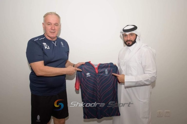 Ish- trajneri i Vllaznisë prezantohet tek skuadra e re në Katar