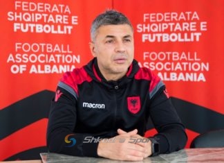 Alban Bushi: Duhet të mësojmë të gjithë nga trajneri i Vllaznisë, po bën një futboll spektakolar
