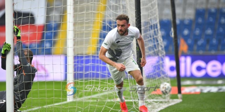 Trajneri i Koniaspor, lëvdata për Çikalleshin: Është bërë lojtar skuadre, e meriton formacionin