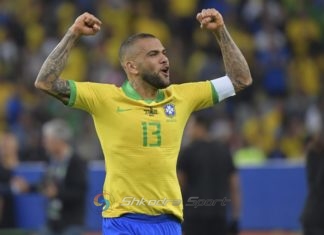 Grumbullohet pas gati 2 vitesh, Brazili thërret në kombëtare lojtarin e njohur 38-vjeçar