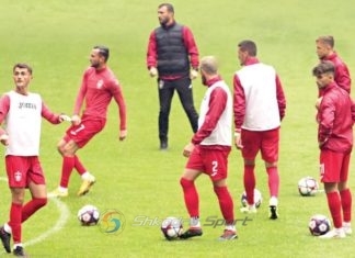 Tension te Partizani, protestë për rrogat në prag të duelit me Tiranën