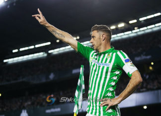 Legjenda Hoakin vazhdon me futbollin e luajtur, kapiteni-pronar i Betis rinovon deri 40-vjeçar