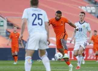 Mposht konkurencën e Juventusit, skuadra e Barcelonës pranë firmës me yllin holandez