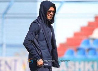 Elton Kale vishet bardhekuq, futbollisti brazilian prezantohet te skuadra e re