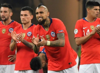 Kaos te Kili: Vidal më shokë s’pyesin për Covid-19, argëtohen me femra në hotel