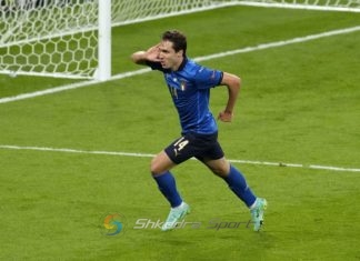 100 milionë euro nuk mjaftojnë për Kiezën, Juvja refuzon ofertën e çmendur të klubit anglez