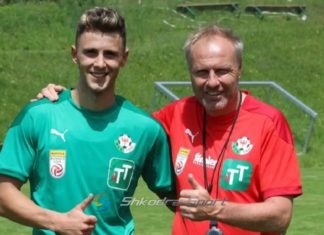 Xhakomo Vrioni nis aventurën e re, sulmuesi i Kombëtares huazohet te skuadra e…