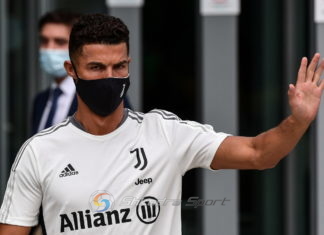 Kristiano Ronaldo ndez aksin Torino-Mançester, ja ku ndodhet ylli portugez