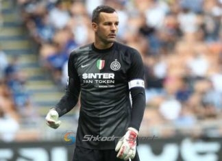 “Ndonjëherë ndihem si Bukovski i portierëve”, Handanoviç kandidon Zhorzhinjon për ‘Topin e Artë’: Interi do ecë me Inzagin