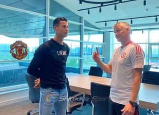 Ronaldo “thyen” karantinën dhe del në stërvitje me Mançesterin, takohet me trajnerin Solskjaer