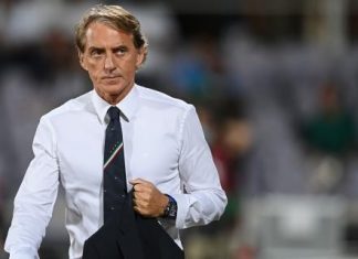 Mancini qëndron me kombëtaren italiane sërish