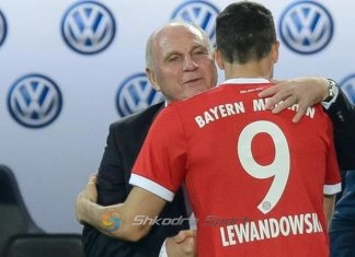 Ish-presidenti i Bajernit i bën elozhe Levandovskit: Mund të bëhet kryeministër në Poloni