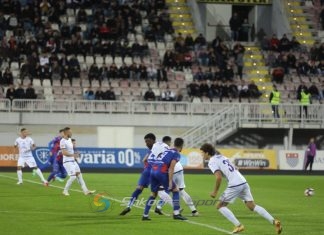 Trajneri Devolli projekton formacionin anti- Vllazni