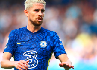 Jorginho drejt Juventusit