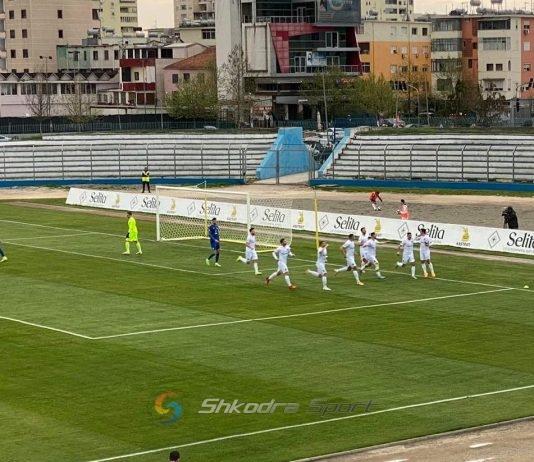 Vllaznisë i ikën fitorja nga duart në minutën e 99-të