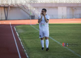 Lamtumirë mes lotësh, Ndriçim Shtubina e mbyll me futbollin e luajtur