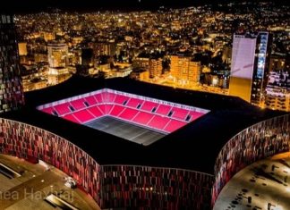 ‘Më mirë stadium i vogël me tifozë se sa i madh dhe bosh’, Ceferin i përgjigjet kritikëve: ‘Air Albania’ është madhështor