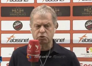 ‘Po bëjmë rotacion’, Duro shpjegon humbjen në minutat e fundit: Të gjithë duam që Guindo të shpallet golashënues