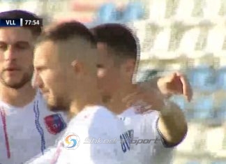 LIVE Kastrioti-Vllaznia/ Shkodranët kalojnë sërish në avantazh, kapiteni shënon nga pika e bardhë e penalltisë