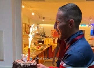 Kohë ditëlindjesh te Vllaznia, 4 të tilla në 4 ditë. Kapiteni Gurishta është… ‘kamarieri i tortave’