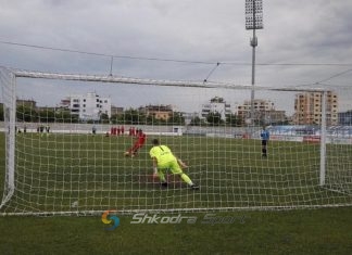 Dinamo merr portierin 19 vjeçar shkodran