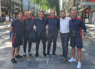 Ndeshja kundër Craiovas, stafi i Vllaznisë një shembull për futbollistët kuqeblu