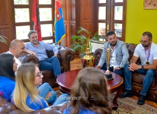 Bashkia Shkodër shpërblimin ekipin kampion te volejbollit të të rejave të Vllaznisë