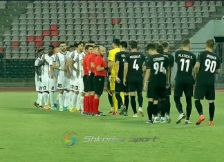 LIVE LAÇI-PETROKUB/ Spektakël nga Mazrekaj, kurbinasit gjejnë avantazhin në Elbasan