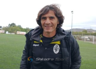 Një tjetër trajner i Superligës në rrezik. Sot mund të jetë ndeshja e fundit e tij