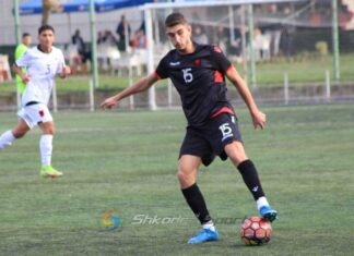 Një 19 vjeçar shkodran në fushë si titullar me Partizani U21