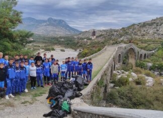 Futbollistët e ‘Bashkimit’ japin një mesazh shumë domethënës nga Ura e Mesit
