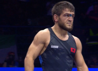 Historike/ Zgjodhi të na përfaqësonte, Zelimkhan Abakarov shpallet kampion bote me Shqipërinë në mes të Beogradit