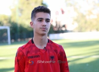 VIDEO/ Flet futbollisti i Akademisë Vllaznia Amer Kthupi: Ëndrra ime, një ditë të luaj me kombëtaren A