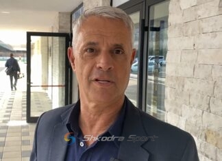 VIDEO/ Flet trajneri i njohur kosovar Bilbil Sokoli: Vllaznia më pëlqeu sot, veçanërisht kapiteni i saj