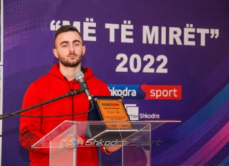PERSONAZHI I VITIT/ Sajmir Lagja: Ishte diçka emocionuese marrja e çmimit nga ‘Shkodra Sport’