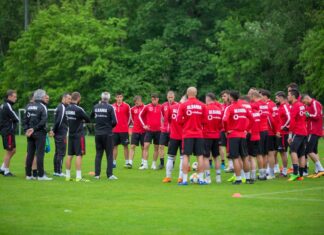 Trajneri i ri i Kombëtares, dhuratë për festat e fundvitit. Ja cili është më pranë