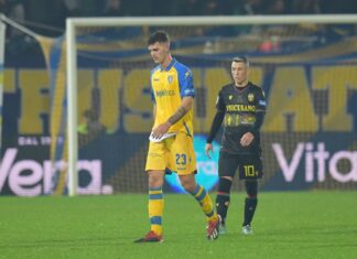 Po shkëlqen me kryesuesit e Serisë B, mbrojtësi kuqezi përfshihet në formacionin e javës