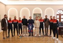 Bashkia Shkodër premton mbështetje për Vllaznia futsall