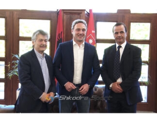 Bashkia Shkodër nderon Hysen Zmijanin në 60 vjetorin e lindjes