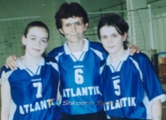 Historia e rrallë/ Kur nëna dhe dy vajzat e saj luanin sëbashku volejboll në të njëjtin ekip