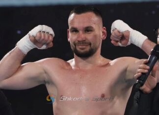 LAJMI I FUNDIT/ Arjon Kajoshi fiton me nokaut ndaj një boshnjaku në ringun e Tetovës