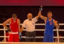 VIDEO/ Boksieri Flavio Meta fiton ndeshjen e parë. Futet në 8-shen e më të mirëve të Europianit