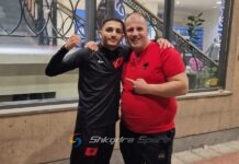 VIDEO/ Boksieri Adam Maca dhe trajneri Klaudio Çekini i sigurojnë Shqipërisë një medalje Botërori