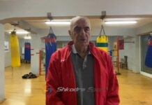 VIDEO/ Trajneri Gjoni: Presim medalje nga boksierët tanë në Europianin e 22 vjeçarëve