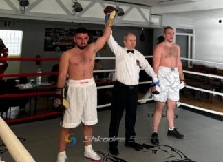 Shkodrani Elis Thikaxhija triumfon edhe në Gjermani. Merr fitoren e dytë në boksin profesionist