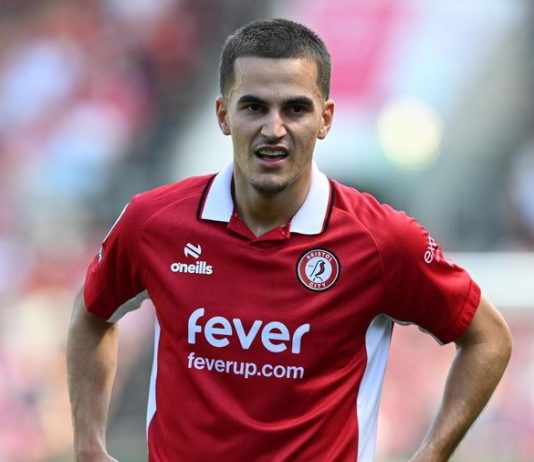 Sylvinho i ka ‘harruar’ ekzistencën, Anis Mehmeti sinjale trajnerit