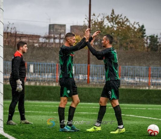 Basania shpërdoron avantazhin e dy golave, Veleçiku merr një pikë me shumë vlerë