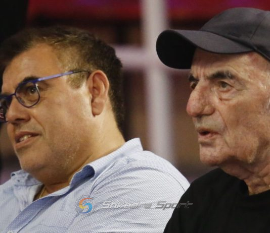 SUPRIZA/ Presidenti Mondi Ndou nga Gjermania në Prishtinë për të mbështetur boksierët shkodranë